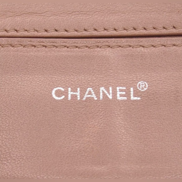 CHANEL Travel Line Continental Wallet 😍🔥❤️ - Picture 10 of 17